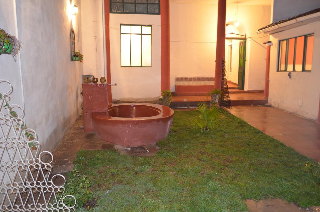 Casa Solariega Hostal B&B Sucre Exterior photo