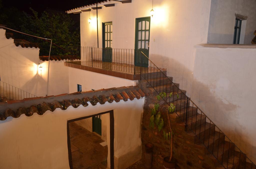Casa Solariega Hostal B&B Sucre Exterior photo