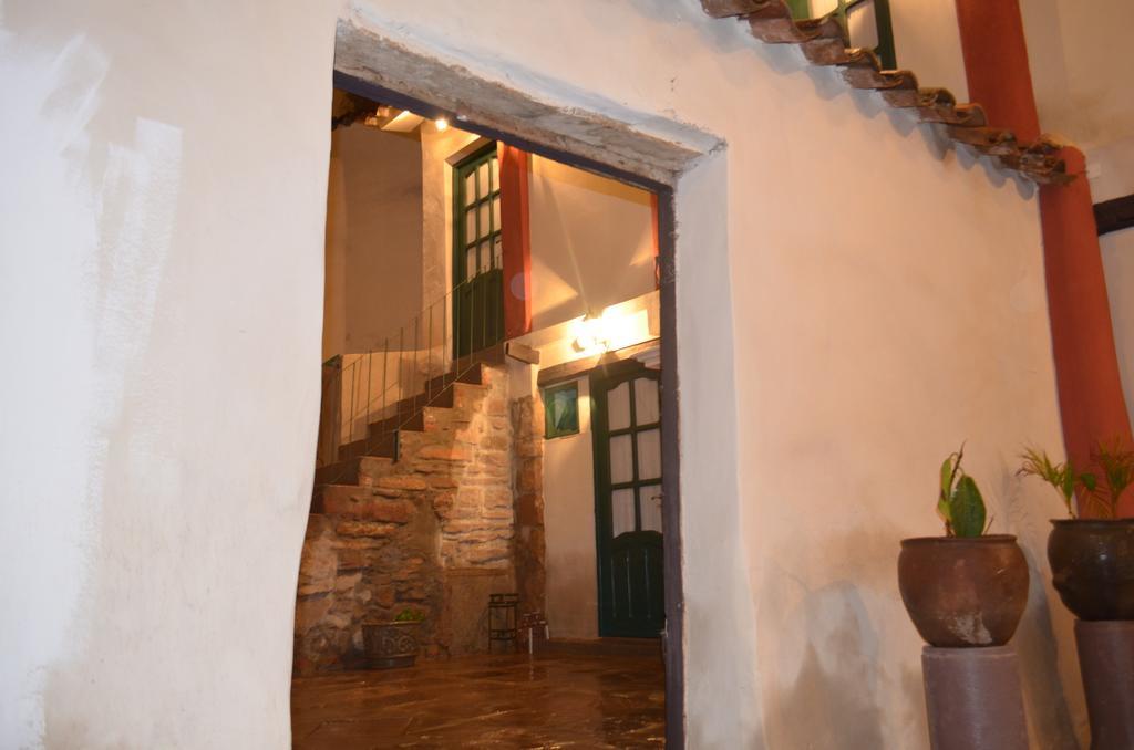 Casa Solariega Hostal B&B Sucre Exterior photo